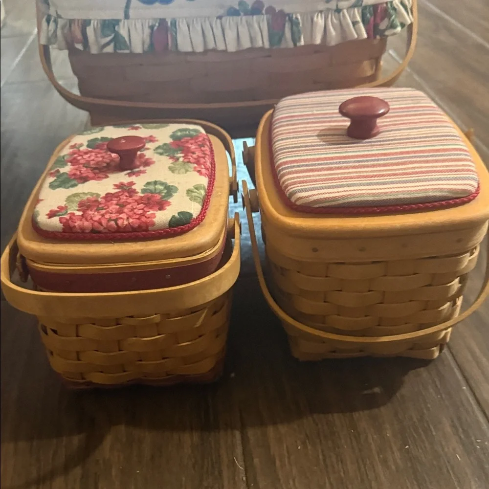 longaberger Vintage Wooden Basket Set of 3 mixed size